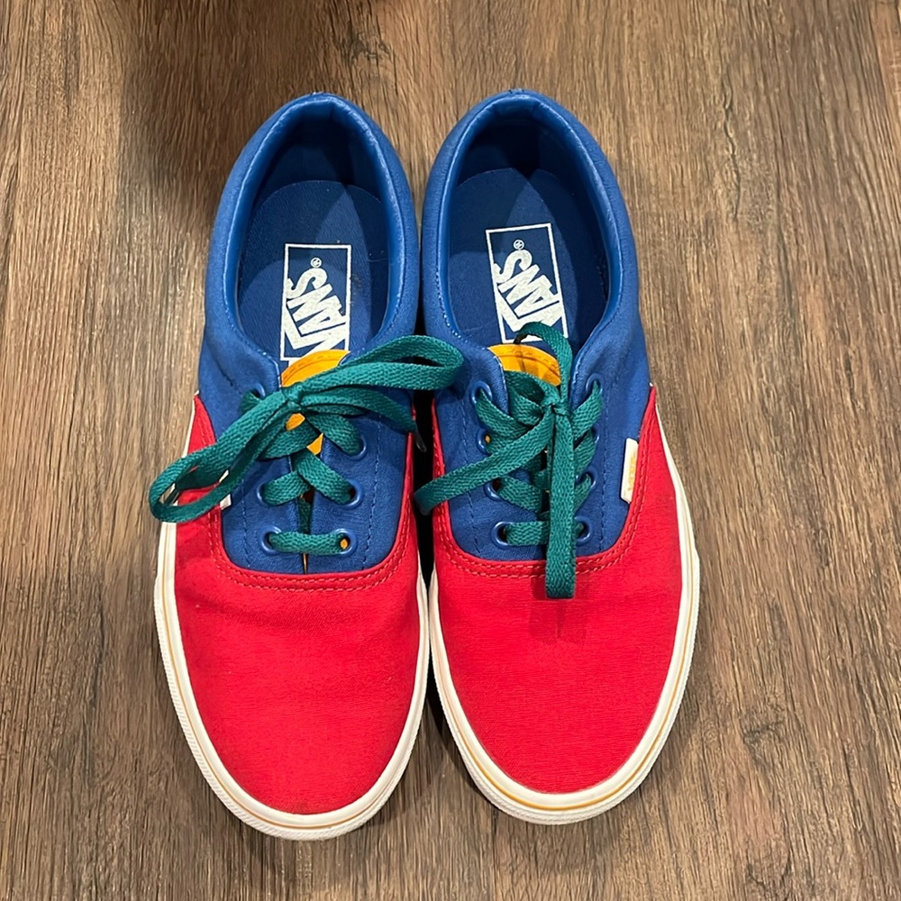 Vans multicolored shoe, only worn a couple times